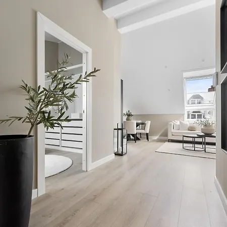 Apartment Modern Penthouse, Centrally Located At Bogstadveien